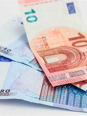 <b>试管婴儿技术是否应纳入医保体系</b>